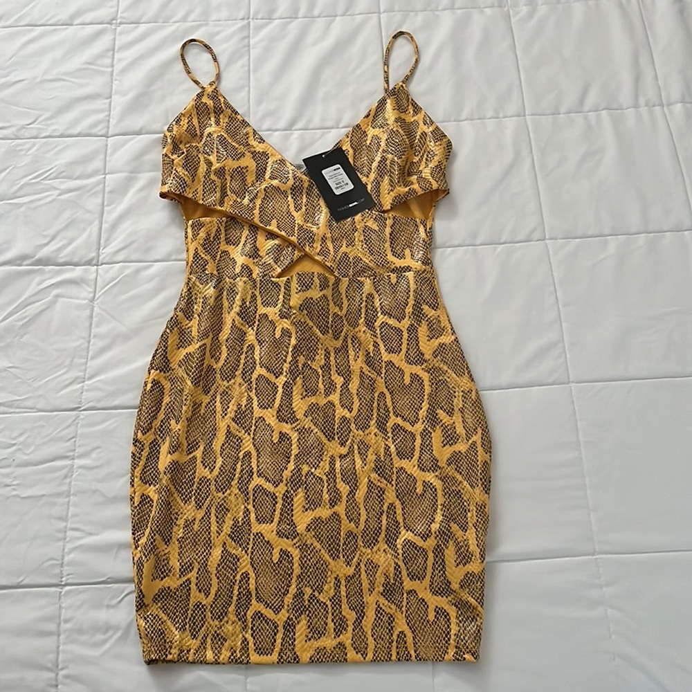 Never worn